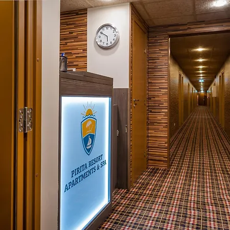 Готель Pirita &