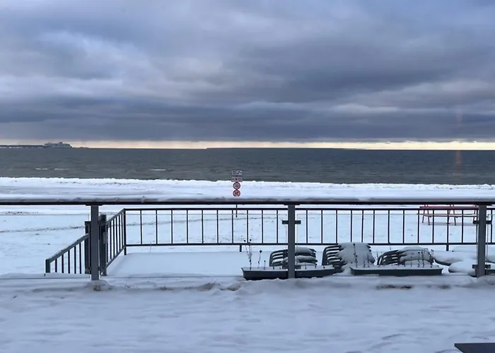 Pirita & Отель 3*