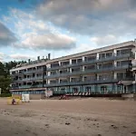 Pirita & Отель 3*